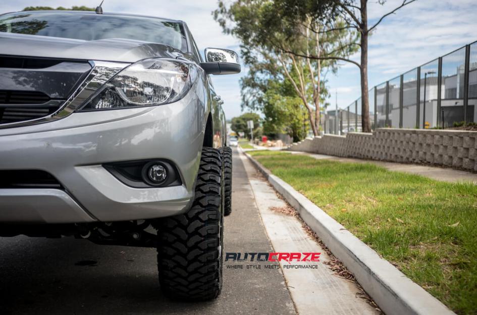 MAZDA BT 50 MO985 GLOSS BLACK MACHINED